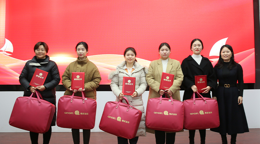 太阳成集团tyc122cc举行纪念改革开放45周年“我和我的公司”演讲比赛