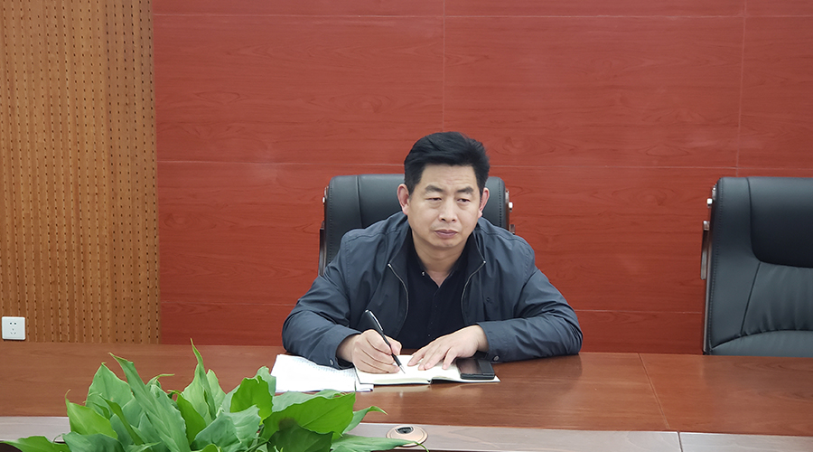 太阳成集团tyc122cc召开包片班级班主任座谈会