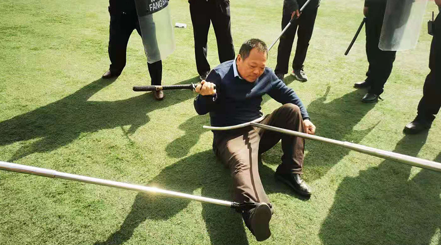 开展校园反恐防暴应急演练 筑牢师生安全防线