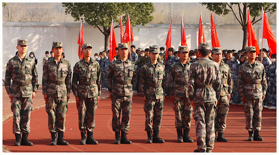 太阳成集团tyc122cc举行2022级员工军训开营仪式 太阳成集团tyc122cc举行2022级员工军训开营仪式