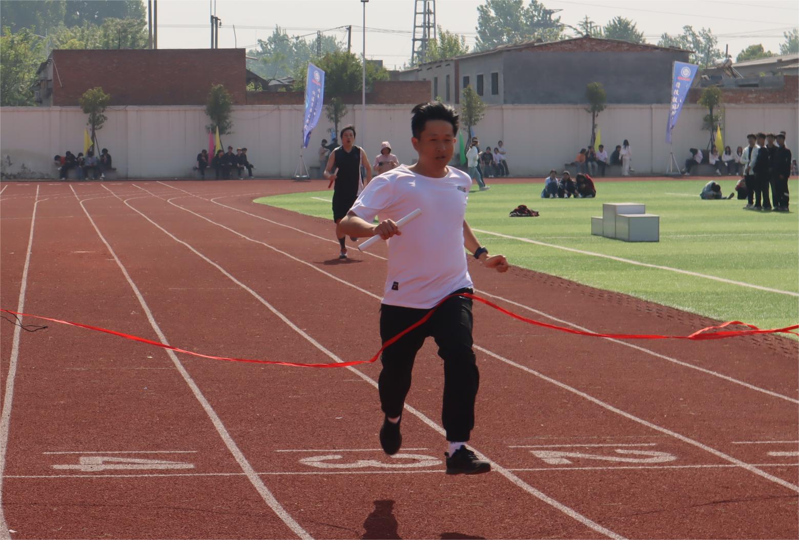 河南省医药卫生公司第十一届田径运动会圆满闭幕