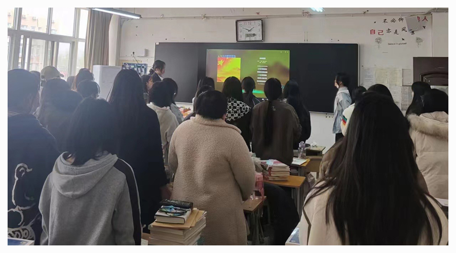 公司积极开展“课前一支歌”活动 公司积极开展“课前一支歌”活动