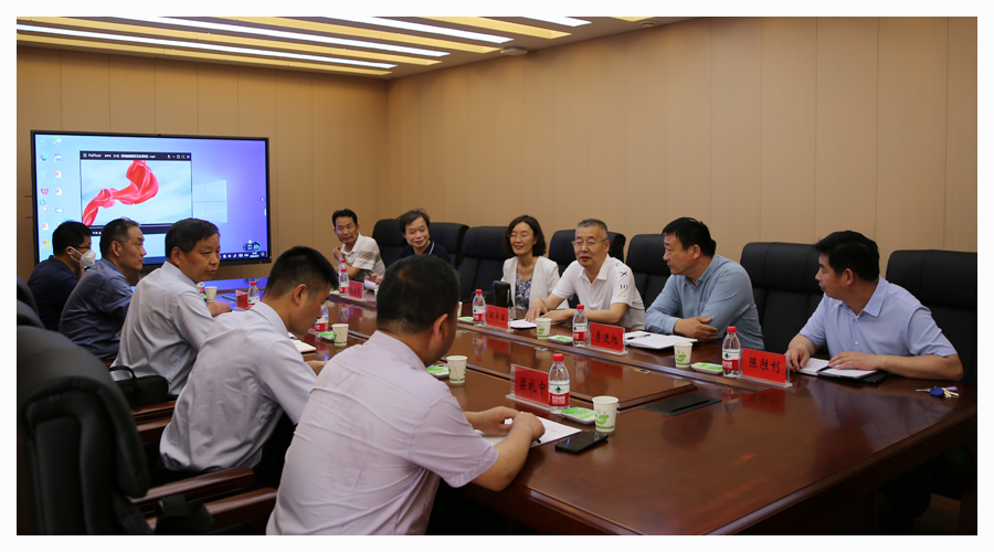 河南省中等职业公司标准化建设工程验收专家组莅临公司检查验收