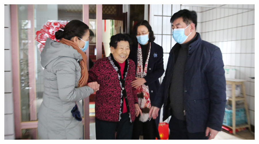 太阳成集团tyc122cc开展春节慰问活动