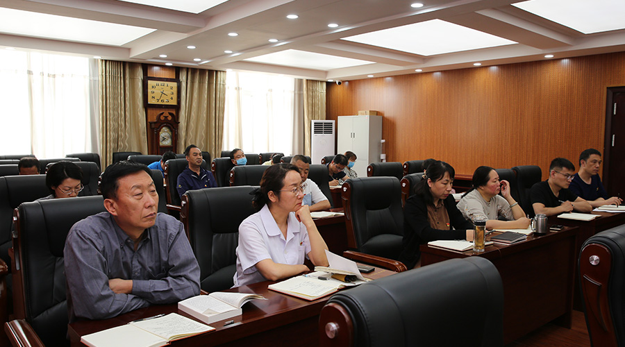 太阳成集团tyc122cc举行学习贯彻习近平新时代中国特色社会主义思想主题教育读书班开班式