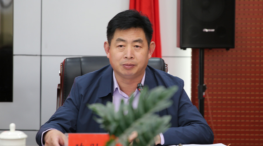 太阳成集团tyc122cc召开干部大会