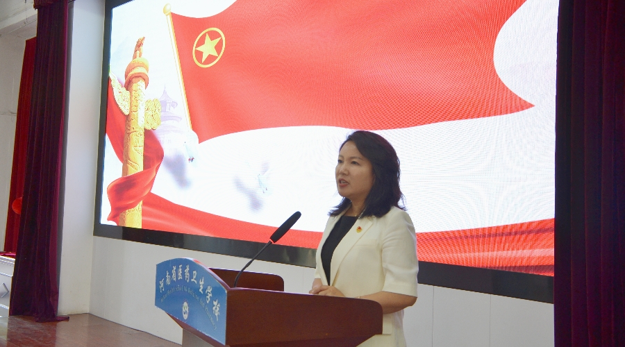 太阳成集团tyc122cc举行“团旗下的誓言”新团员入团仪式