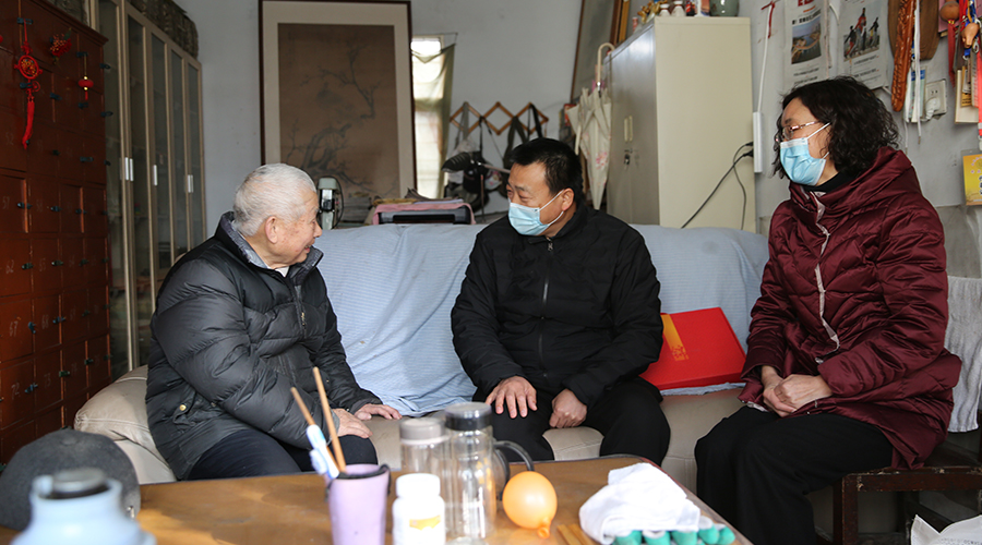 太阳成集团tyc122cc开展春节慰问活动