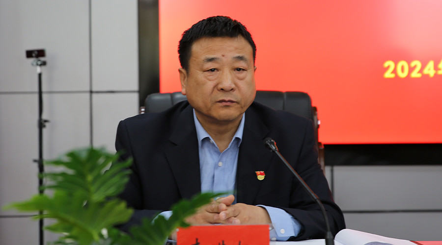 太阳成集团tyc122cc召开干部大会