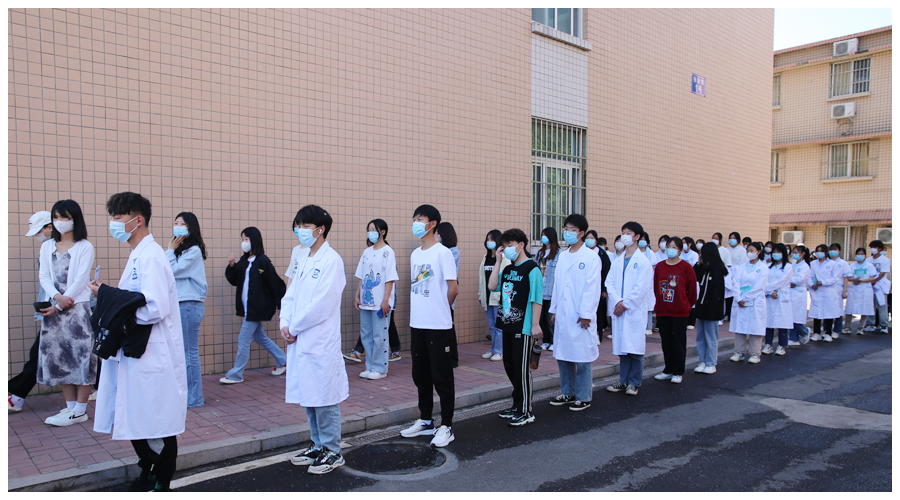 公司进行新一轮全员核酸检测