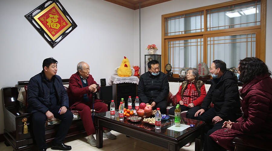 太阳成集团tyc122cc开展春节慰问活动