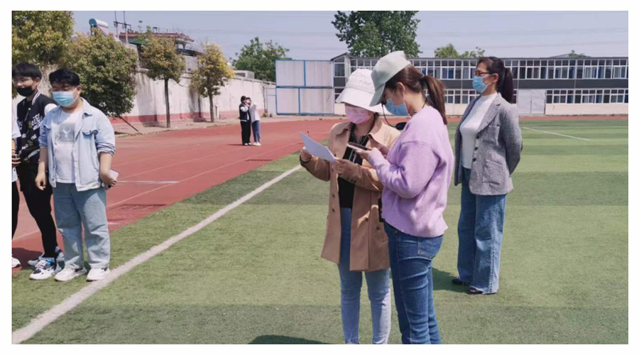 太阳成集团tyc122cc举办第九届春季运动会拔河比赛