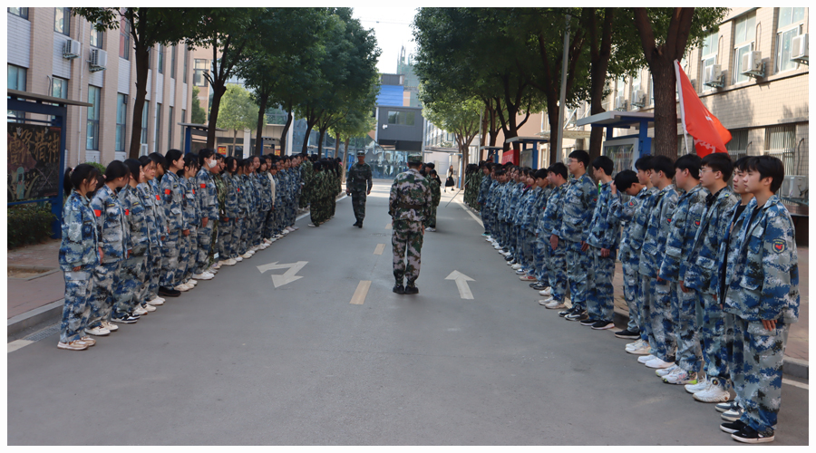 英姿飒爽 青春飞扬 英姿飒爽 青春飞扬