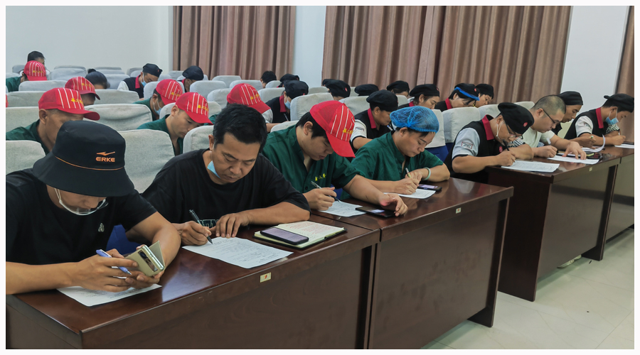 太阳成集团tyc122cc举办燃气安全知识培训讲座