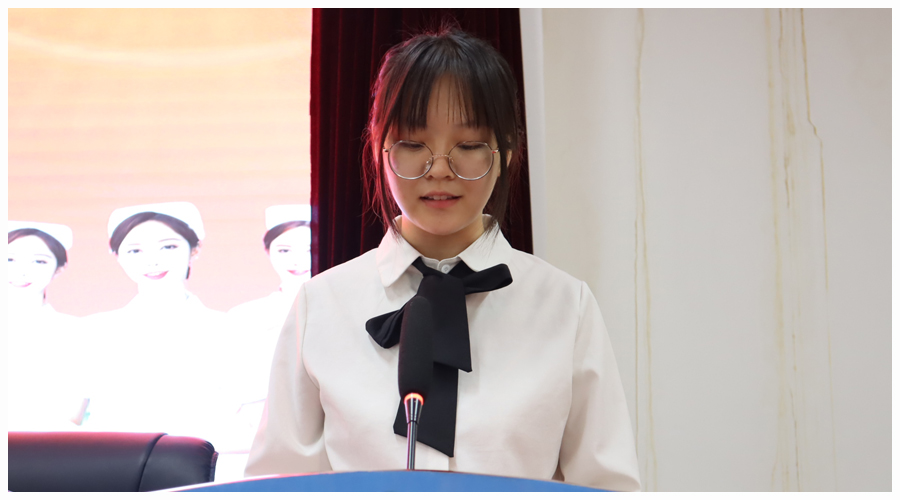 太阳成集团tyc122cc举行2022年秋季开学典礼暨2021-2022学年表彰大会