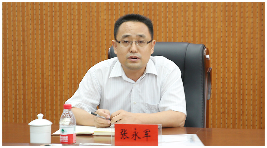 省工信厅一级巡视员吕方一行莅临太阳成集团tyc122cc召开领导干部调整工作会议