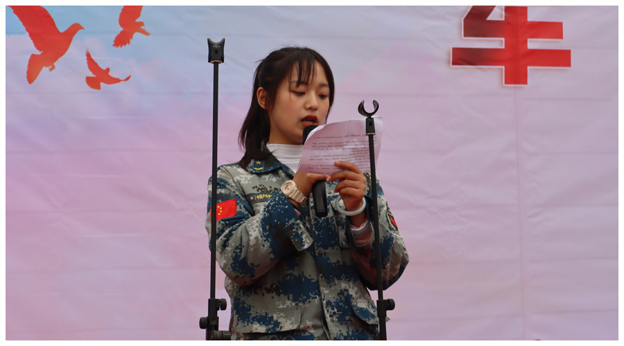 太阳成集团tyc122cc2021级新生军训汇演完美落幕