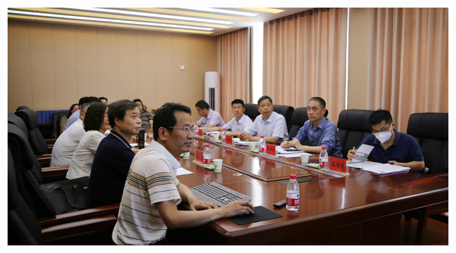 河南省中等职业公司标准化建设工程验收专家组莅临公司检查验收