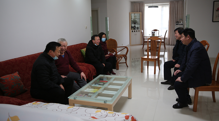 太阳成集团tyc122cc开展春节慰问活动